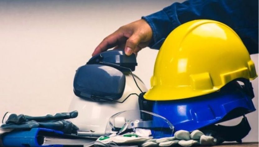 Cách chọn mũ bảo hộ lao động đúng tiêu chuẩn