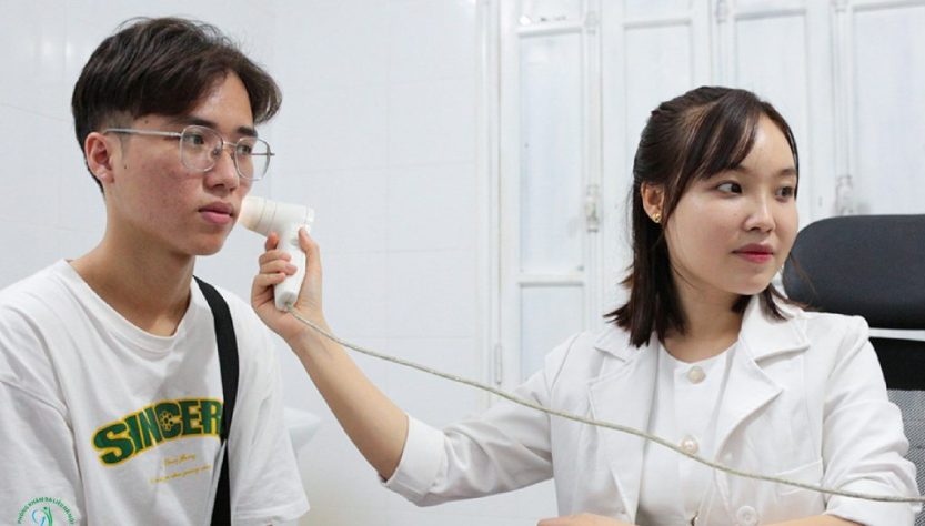 Hướng dẫn cách trị mụn trứng cá tuổi dậy thì